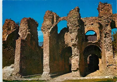 Ruínas romanas — Frejus (Var) — Combier Imprimeur