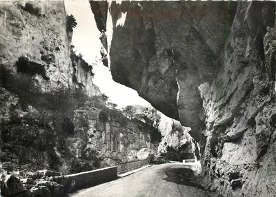 Gorges do Loup — Interior das Gorges — L. Gilletta & Cie, Nîmes
