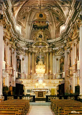Sospel (Alpes-Mar.) — Interior da Igreja de São Miguel, estilo flamboyante, construída em 1640, exceto o campanário (milênio) — Impressor Combier, Mâcon