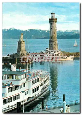Lindau no Lago de Constança — Entrada de Navio com o MS Augsburg — editor BODAN
