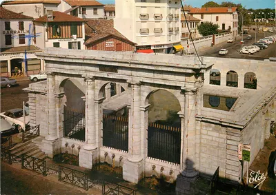 Dax - Visão aérea da Fontaine Chaude — Élécécolor