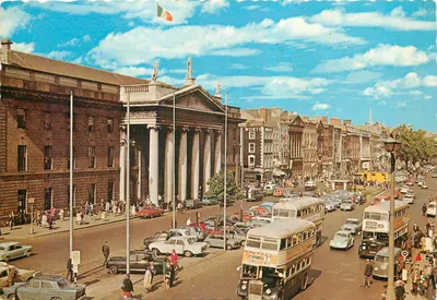 Dublin - O'Connell Street — edifício clássico do G.P.O. e torre da Rotunda — editor T. & J. C. Ltd. n° 12190
