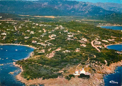 Cala Rossa — Vista geral aérea — Combièr Imprimeur Mâcon