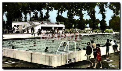 Saumur (M.-et-L.) — A Piscina — Combier Imp. Macon