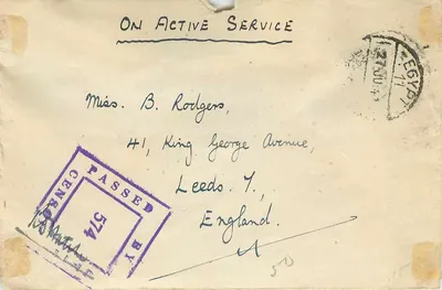 Carta postal militar — Egito — destinada a Leeds, Inglaterra