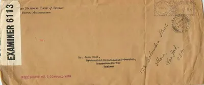 Envelope da First National Bank of Boston — Boston, Massachusetts — destinado ao Sr. John Daal em Harpenden, Hertfordshire, Inglaterra