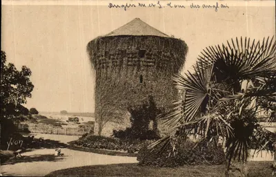 Angers — Torre dos Ingleses — Éditions d'Art YVON