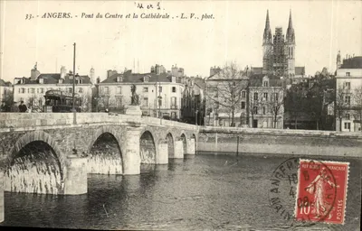 Angers - Pont do Centro e a Catedral — L. V., pbot.