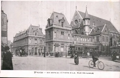 Paris - Les Arts & Métiers & la Rue Réaumur — editor não visível