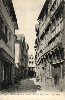 Caudebec-en-Caux — A Rua da Halle — ND Phot.