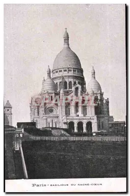 Paris - Basílica do Sagrado Coração — visão da fachada
