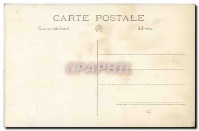 Mulheres em traje de banho — praia em frente a um prédio industrial — Carte postale — Verso