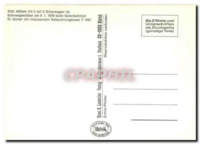 Tramway nevado — SGA ABDeh 4/4 com 2 vagões de carga no depósito de St. Gallen — Ernst B. Leuwyler, Zurique — Verso