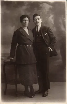 Retrato de casal — estúdio — Excelsior-Photo, Paris
