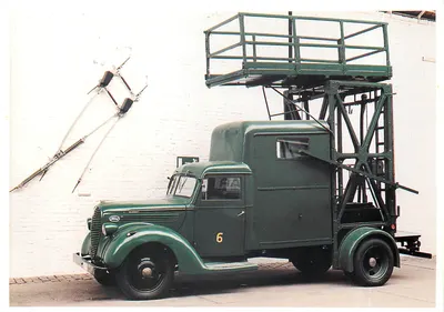 Veículo-escada Ford tipo 79 — Tramways Unifiés de Liège e Extensões (T.U.L.E.) — 1937 — Museu dos Transportes Coletivos do País de Liège