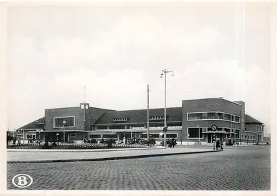 Estação de Blankenberge — vista exterior — Ern. Thill, Bruxelas