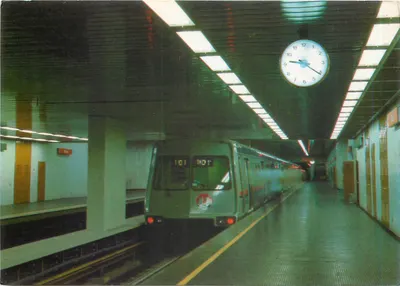Gloria - Estação do metrô - editor BRASIL TURÍSTICO