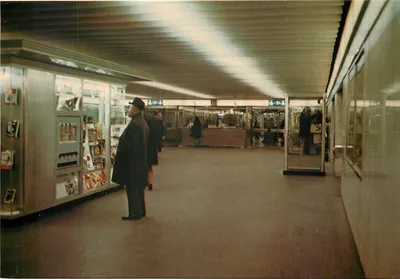 Bruxelas (metrô) — Estação Schuman — Ministério das Comunicações