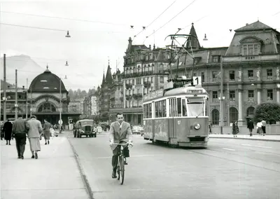 Lucerna, Be 4/4 107 (Prototipo Hess/BBC, 1947) — sulla Seebrücke — Foto J. Bazin