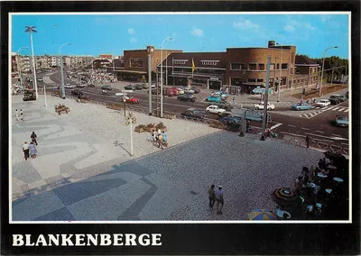 Blankenberge — Praça central com estação — a. van Mieghem - costende