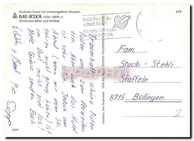 Bad Scuol — aldeia nevada com fonte e montanhas — Fabiato Jon Feuerstein — Verso
