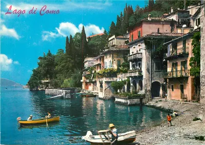 Lago di Como — vista do lago com barcos e casas — Natural colori
