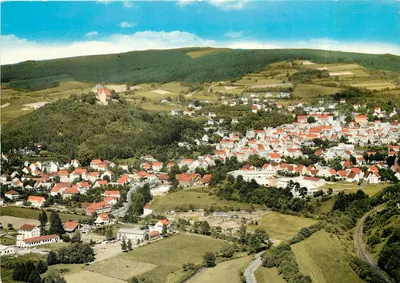 Spangenberg/Hessen — vista aérea — Verlag Justus Kleinehne