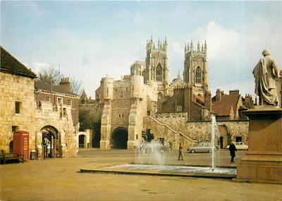 Bootham Bar e o Minster — York — editor DRG, n° PCY/21854