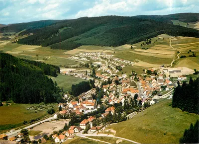 Vohrenbach (Kr. Donaueschingen) — vista aérea — Schöning & Co.