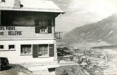 As Vindas de Saint-Bellevue — Café-Restaurante Bellevue sobre Martigny — Edição Darbelley