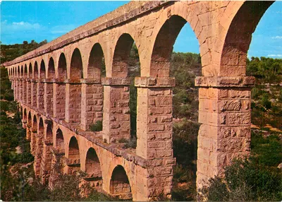 Aqueduto romano de Tarragone — Costa Dorada — editor 'LA GOLONDRINA'