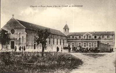 Capela e Salão Jeanne d'Arc do Campo de Sissonne — editor não visível