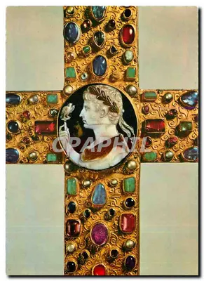 Aachen - Tesouro da Catedral de Aachen - Cruz de Lothar com medalhão de cameo de Augustus