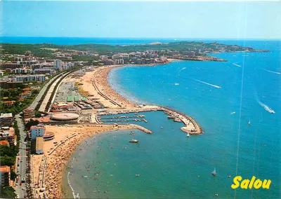 Salou — vista aérea da praia e do porto — Foto color RAYMOND