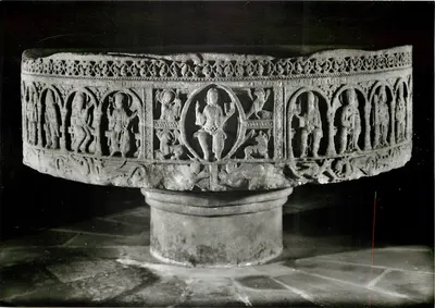 Taufstein romano — St. Ulrich, Schwarzwald — Verlag Karl Alber, Heidelberg, Nr. 4147