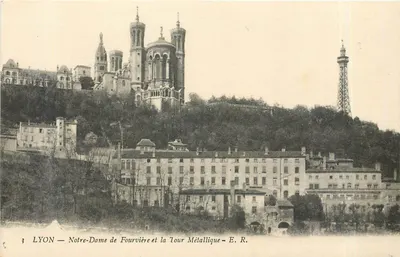 LYON — Notre-Dame de Fourvière et la Tour Métallique — E. R.