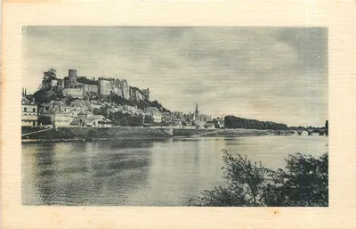 Chinon — O castelo e a Vienne — Editor Létt e Neurden, Paris
