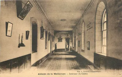 Abadia de la Meilleraye — Interior do Claustro — Edit. L. Lemarré Châteaubriant