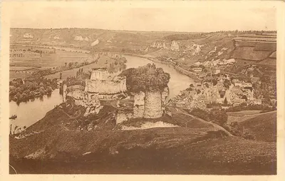 As Ruínas do Castelo Gaillard e a Vale do Sena — Imp. Lévy et Berbin, Paris