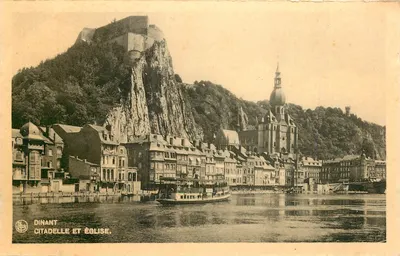 Dinant — Cidadela e Igreja — N. Lévis