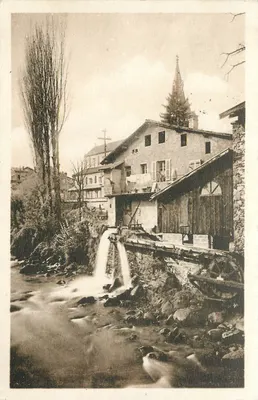Allevard-les-Bains — Velho Moinho e a Igreja — C° des Arts Photomécaniques, Paris