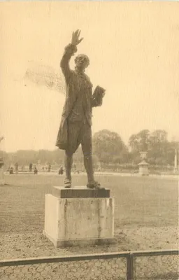 Statua Bally — Ogrody Luksemburzu — Senat