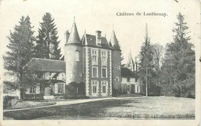 Castelo de Lanthenay — vista do castelo com torres cônicas — editor não visível