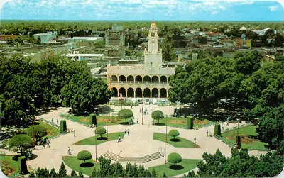 O Palácio Municipal frente à Praça Principal — Mérida, Yucatán, México — Distribuidora Turística Yucatanular