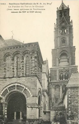 Basílica Catedral de N.-D. do Puy — O Portal do For e a Torre da Catedral — Edições de Arte Margerit-Breton
