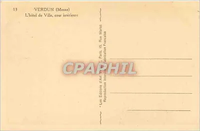 Verdun (Meuse) — O Hotel de Ville, pátio interno — Yvon — Verso