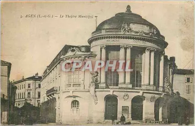 Agen (L.-e.-G.) — O Teatro Municipal — E. Borne