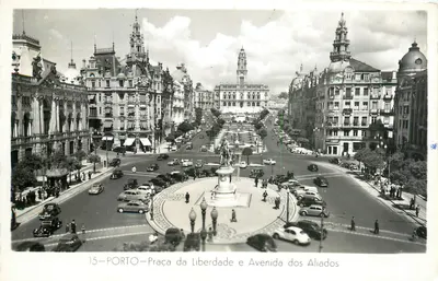 Porto — Praça da Liberdade e Avenida dos Aliados — Editor 'DOLTA' n°15