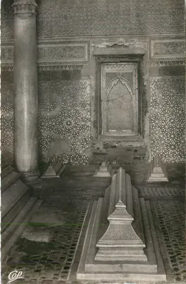 Tumbas Saadianas — Marrakech — C.A.F. n°269