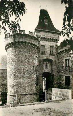 Castelo de Bourbon-Busset — Allier — Éditions du LYS